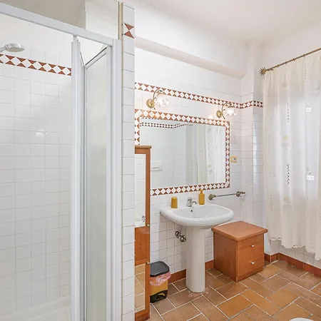 4bnb - Domus Battistini * Rome